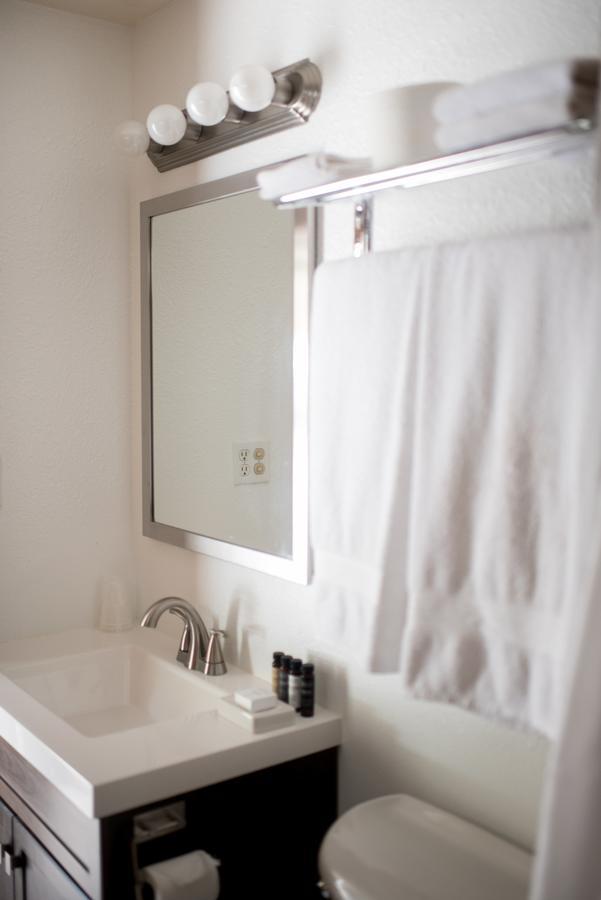 Cozy Mountain Motel Austin Luaran gambar